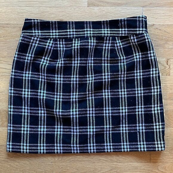 ANN TAYLOR LOFT Black/ White Plaid Skirt, 17” Length, Sz 6 VGUC. - Picture 2 of 6